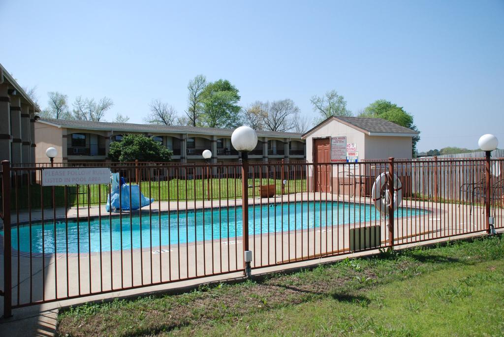 Apple Tree Inn Lindale Exterior foto
